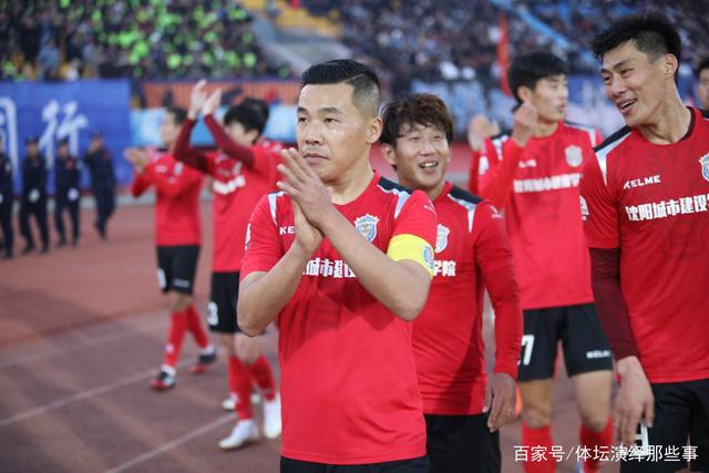 曼城追恩佐遭遇1.9千万欧分歧，替补人选在列